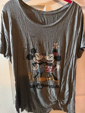 Disney Gray Tee with Mickey and Minnie Kiss Graphic